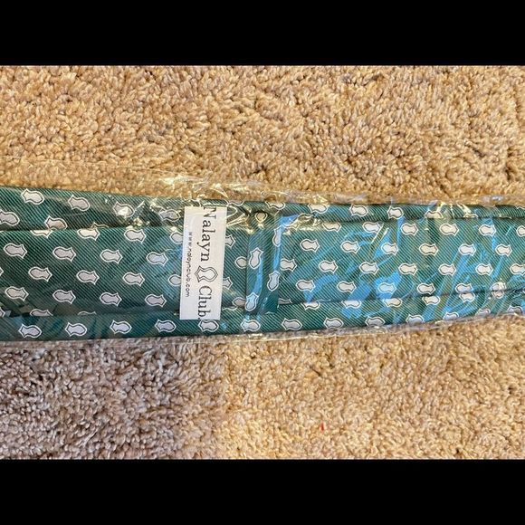 Green Nalayn Pattern Tie Brand New - Picture 3 of 7